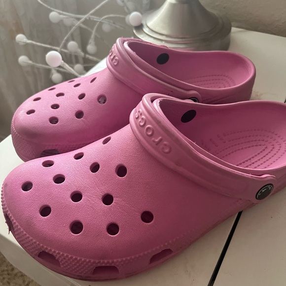 Pink crocs - Picture 5 of 5